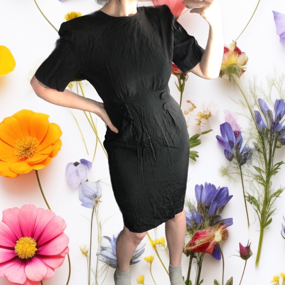 80s Vintage black dress with button detailing